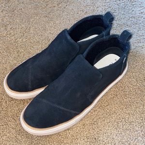 TOMS Sneakers